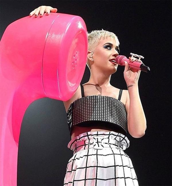 Katy Perry tiếp tục chọn NTK Công Trí thực hiện trang phục cho show diễn mới-3