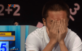 Cùng là khóc ăn mừng chiến thắng nhưng người được tung hô, kẻ chịu ê chề tại Olympia 2018-1