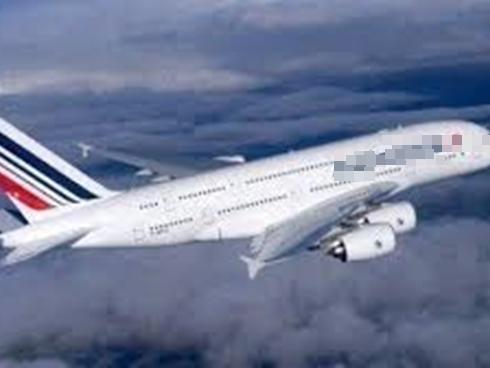 Chuyến bay thương mại chỉ dài 80 giây