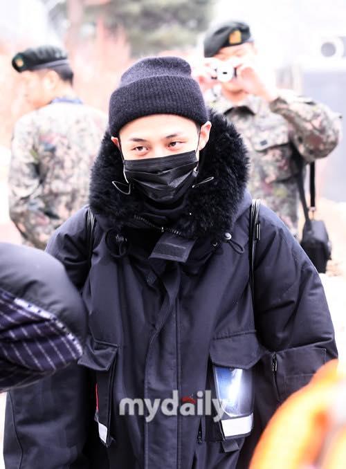 Big Bang G-Dragon cạo trọc, chính thức tạm biệt người hâm mộ đi nhập ngũ-6
