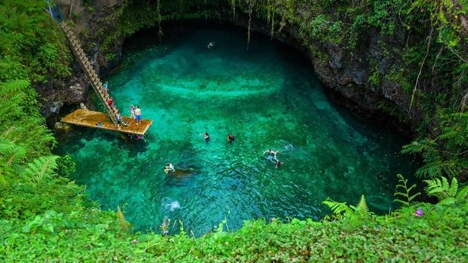 Biển Côn Sơn lọt top những nơi có làn nước xanh nhất thế giới-9