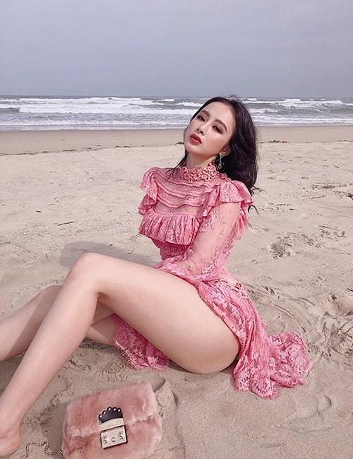 Bị nghi dùng phần mềm chỉnh vòng 3 cho to, Angela Phương Trinh tung clip đáp trả-7