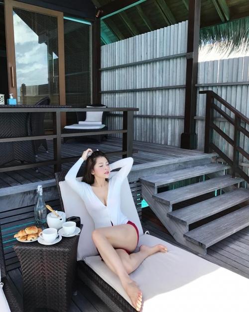 ‘Bạn gái tin đồn’ Soobin Hoàng Sơn chăm chỉ khoe thân hình sexy dù chỉ cao ‘ba mét bẻ đôi’-7