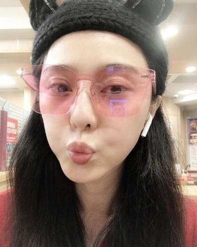 Cư dân mạng than trời, Phạm Băng Băng ngưng review mỹ phẩm vì...không còn hàng để mua-6