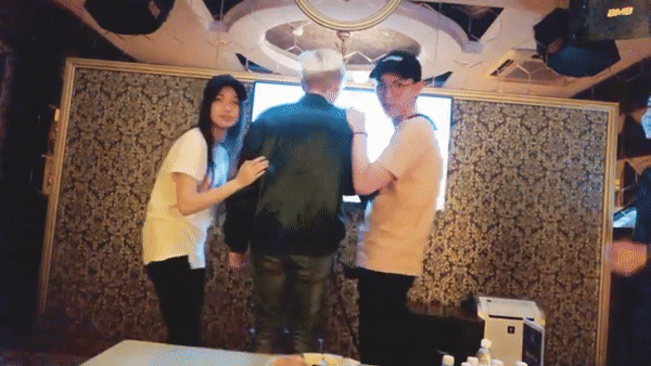 Điểm danh những tình bạn thân trái dấu hút nhau của showbiz Việt-5