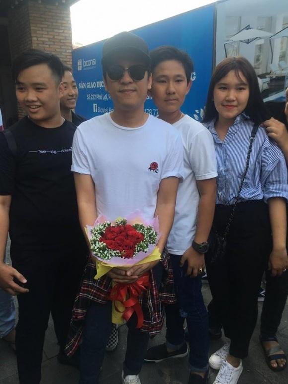 Trường Giang và Nhã Phương tình tứ đi ăn uống trên đất Mỹ-6