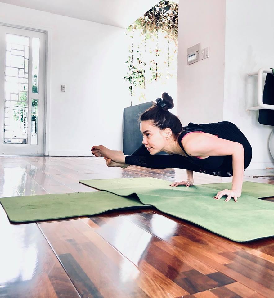 Tin sao Việt: Angela Phương Trinh thú nhận như con thú hoang run sợ trước cuộc đời-4