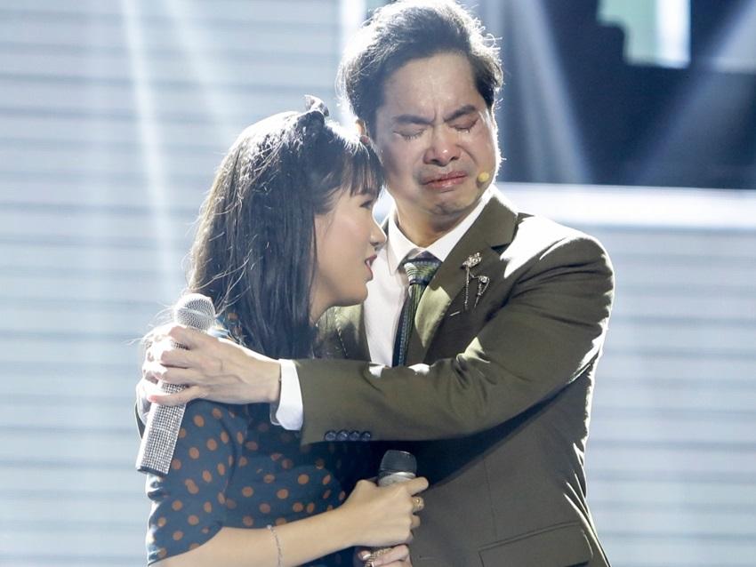 Ngọc Sơn khóc như mưa, tặng tiền cho giọng ca nữ là vận động viên điền kinh khiếm thị-5