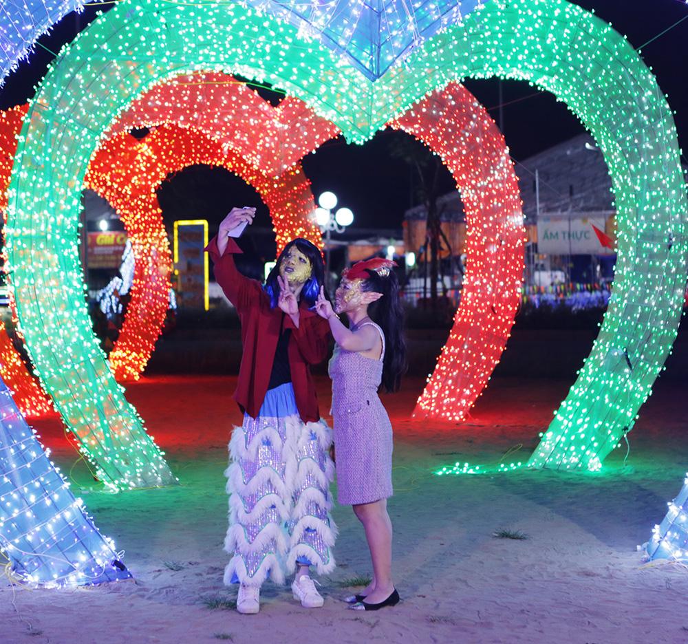 Cổ tích đời thực: Trai tân 22 tuổi say đắm bà mẹ 2 con đã ly dị chồng-3