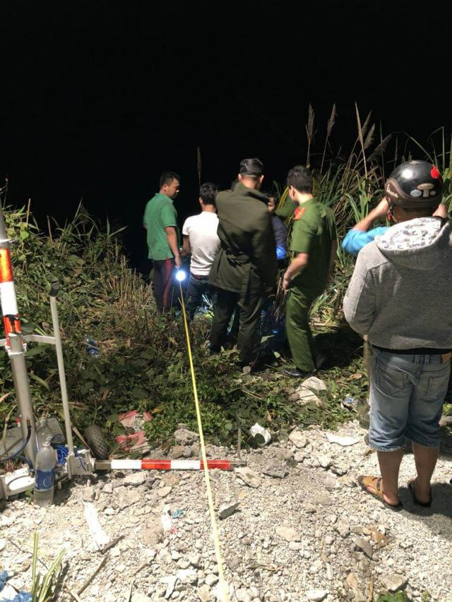 Xe khách lao xuống vực sâu 100m, tài xế tử vong, 19 người bị thương-5