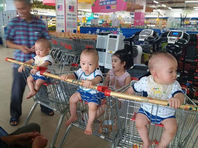 Điều chưa biết về 3 bé trai sinh cùng trứng vô cùng hiếm gặp-4