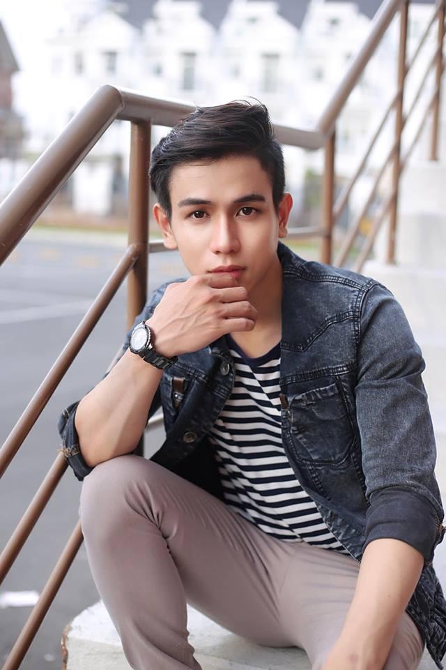 Ngoại hình chuẩn... soái ca của trai tân khiến bà mẹ 2 con đã ly dị chồng rung động-7