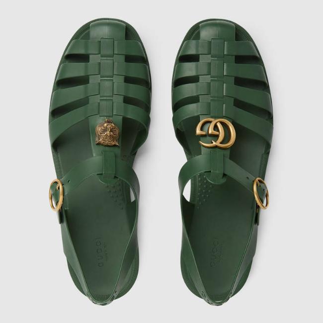 Sandal giá 490 USD của Gucci y chang dép rọ bộ đội Việt Nam-1