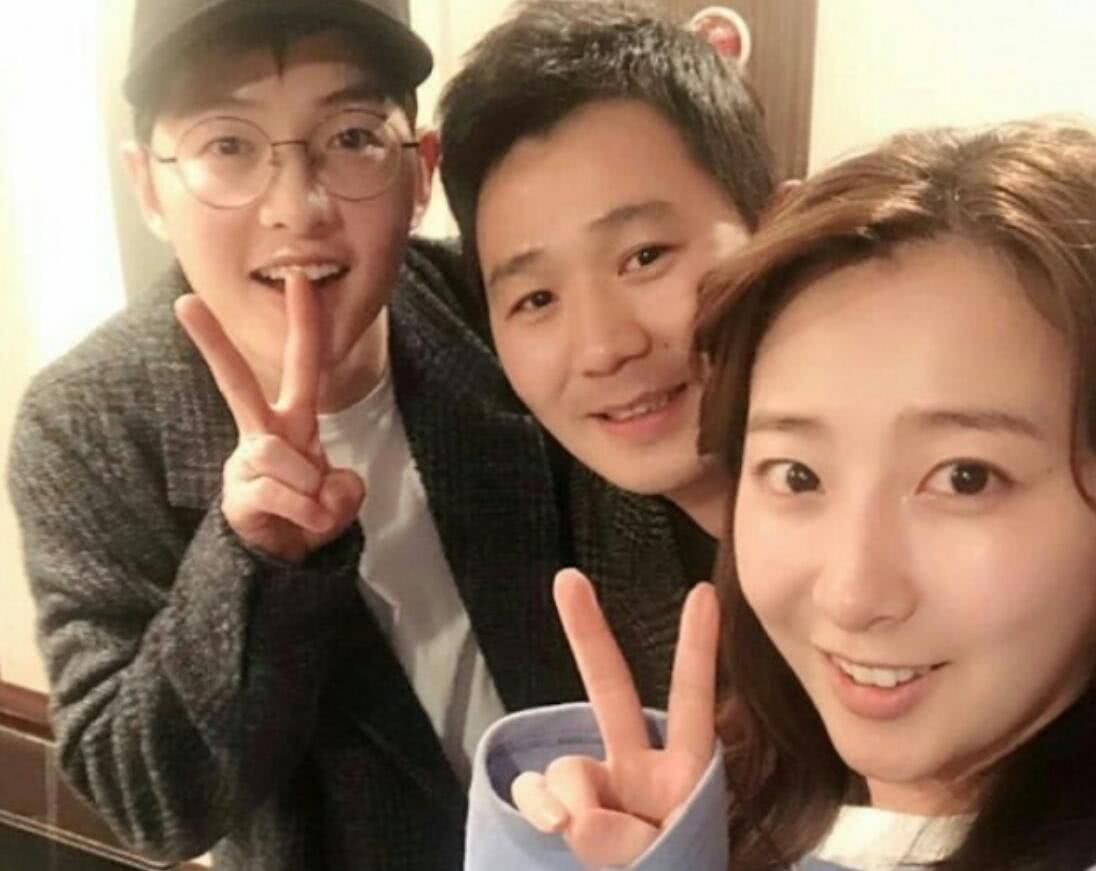 Cư dân mạng thích thú khi phát hiện ra hình nền điện thoại của Song Hye Kyo-6