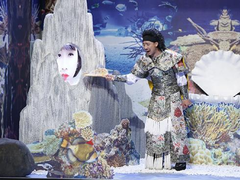 Bất chấp tuổi tác, Quý Bình khóa môi đàn chị Hồng Đào ngay trên sóng truyền hình-3