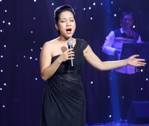 Nếu là fan ruột, bạn sẽ không thể không biết những thói quen đặc biệt của các sao này khi diễn trên sân khấu-3