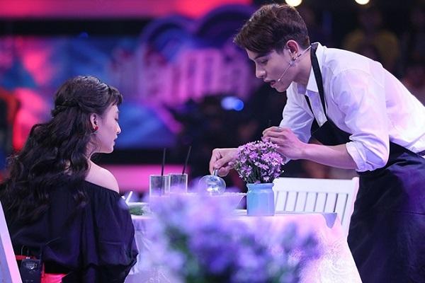 Trước khi kết đôi với người phụ nữ hơn 13 tuổi, trai tân từng tỏ tình với gái xinh ở Vì yêu mà đến-2