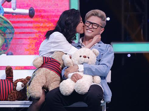 Cô gái khiến Bảo Kun tháo mắt kính tỏ tình, Cường Seven trao tín vật tại Vì yêu mà đến là ai?-13