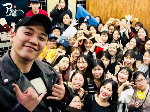 Quán mì chưa khai trương nhưng Seungri đã có mặt tại Việt Nam