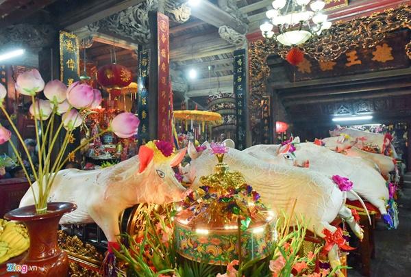 4 lễ hội mùa xuân lạ lùng của Việt Nam-8