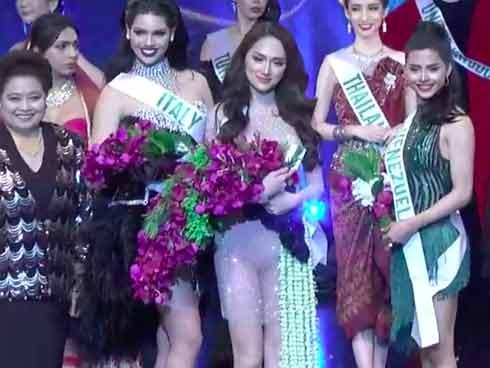 Xem lại màn biểu diễn sexy giúp Hương Giang Idol xuất sắc đạt giải Hoa Hậu Tài Năng