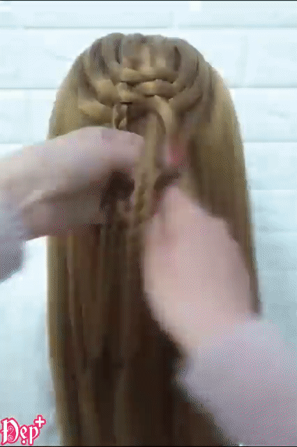 Clip: Đỉnh cao của nghệ thuật tết tóc là đây-3