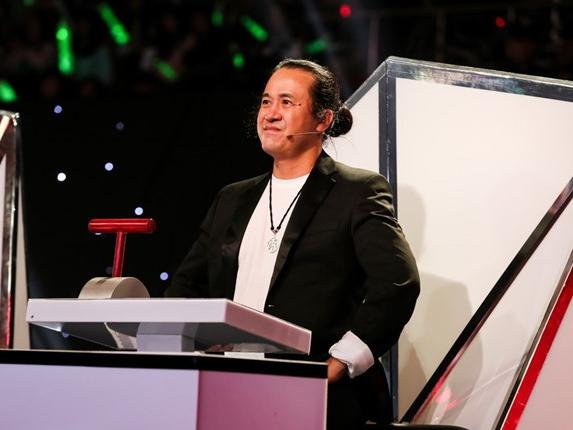 Ca khúc Người yêu tôi không có gì để mặc gây sốt mạng xã hội sau khi lên sóng truyền hình-4