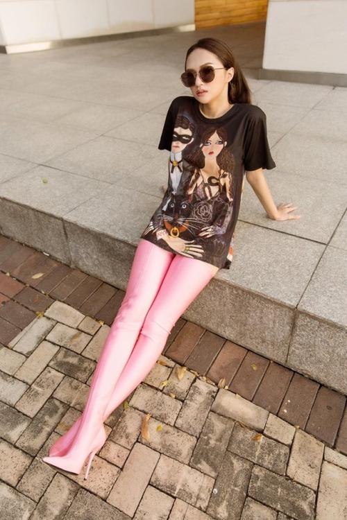 Bất ngờ với tủ đồ hiệu toàn items đắt đỏ của Hương Giang Idol-7