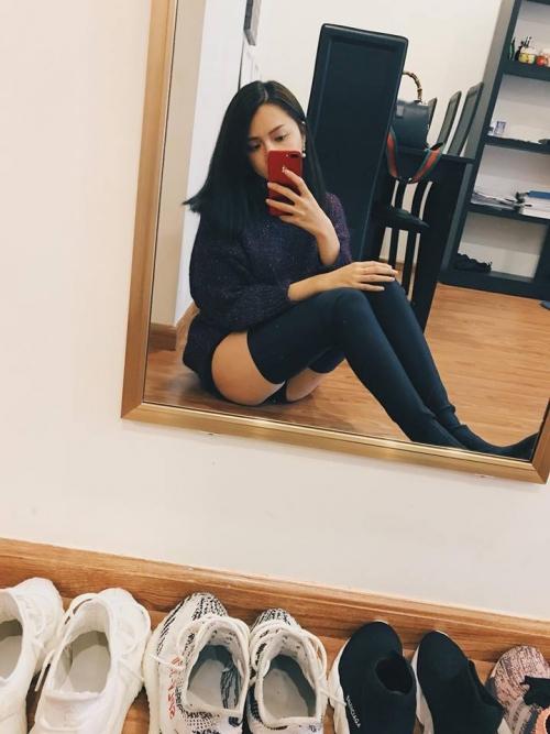 Bất ngờ với tủ đồ hiệu toàn items đắt đỏ của Hương Giang Idol-9