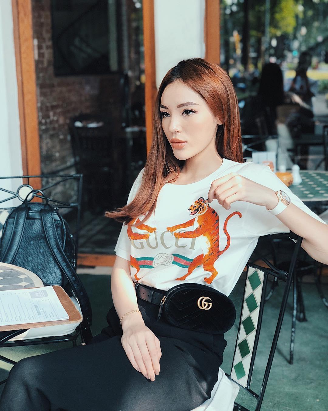 Tin sao Việt: Angela Phương Trinh vén váy khoe vòng 3 sau nghi vấn đẹp nhờ bác sĩ-4