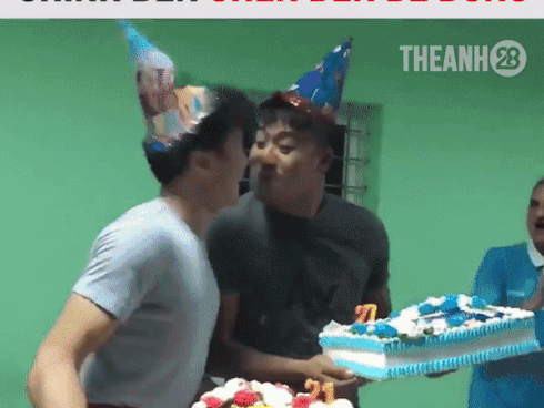 Khoảnh khắc hài hước Đức Chinh 'ghen' tím mặt khi nhìn Bùi Tiến Dũng bên người khác