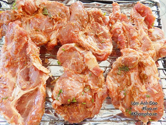 Trổ tài làm thịt nướng thơm nức mũi khiến hàng xóm cũng phải xin công thức-5