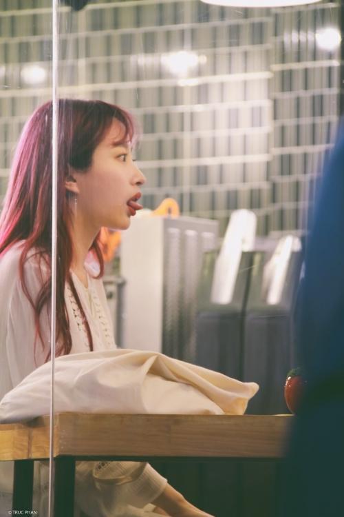 Dispatch đăng khoảnh khắc ‘dở khóc dở cười’ của LE (EXID): Bị khỉ ‘tấn công’ tại Phú Quốc-10