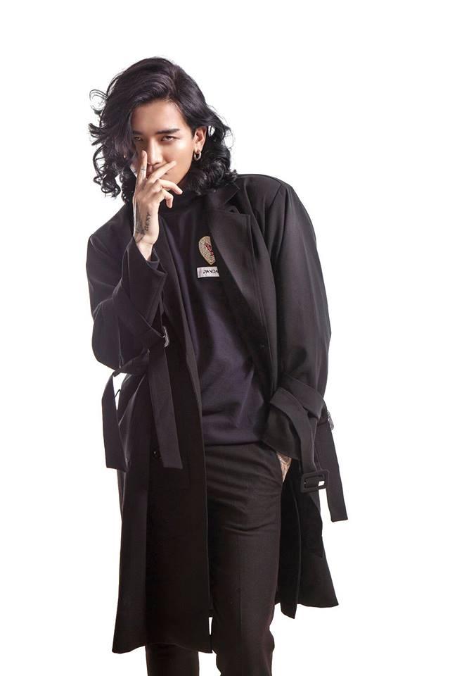 Hot girl - hot boy Việt: BB Trần tung bộ ảnh Phía sau một cô gái chất hơn nước cất-2