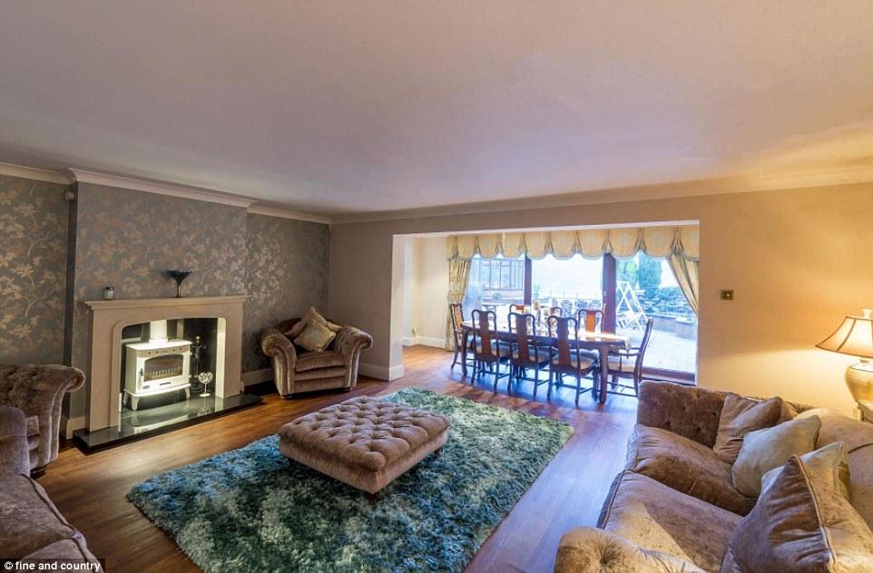 Ngắm biệt thự xa hoa của tỷ phú Anh bất ngờ giàu ú ụ vì trúng số độc đắc-9