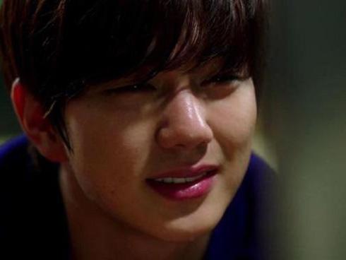 Tôi đau đớn dẫn bạn gái đi phá bỏ cái thai của người đàn ông khác