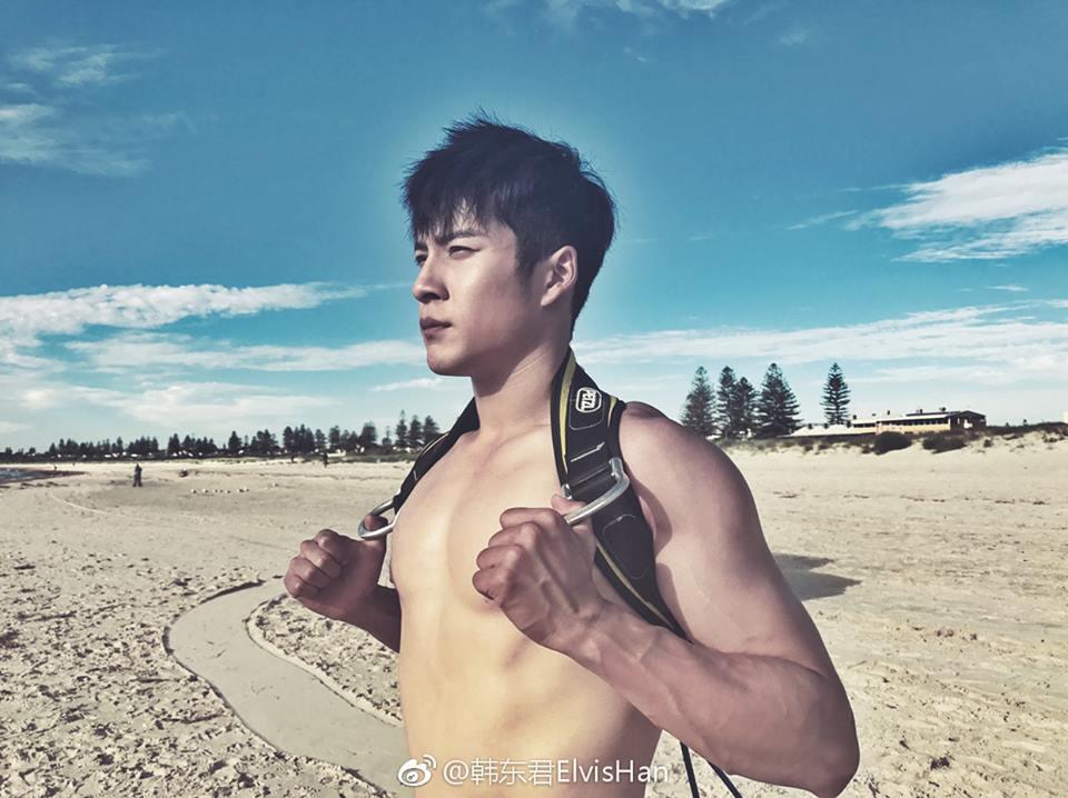 Hàn Đông Quân - Nam thần Hoa ngữ đang khiến fan nữ say như điếu đổ là ai?-4