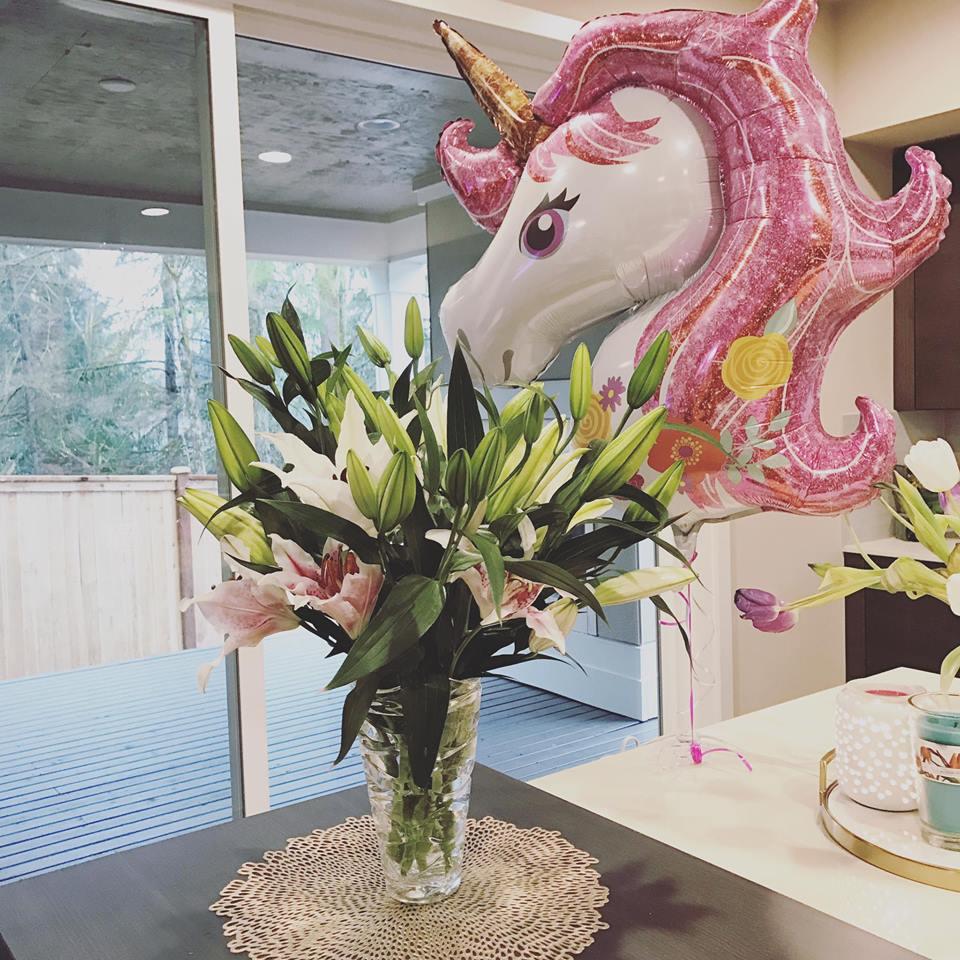 Vợ chồng Lam Trường tự tay nấu nướng chuẩn bị lễ thôi nôi cho con gái yêu-2