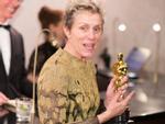 Nữ diễn viên chính xuất sắc Oscar 2018 khóc nức nở vì bị mất tượng vàng vừa nhận