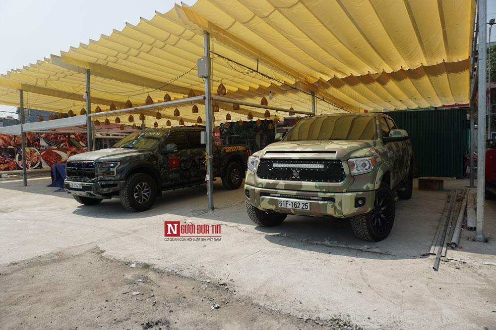 Siêu xe triệu đô của đại gia Việt gây bão phố núi Lào Cai-4