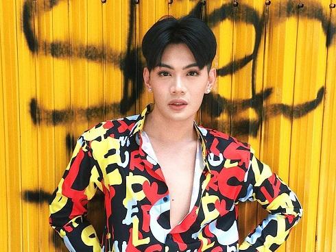 Đào Bá Lộc tiết lộ về người tình thứ 15: Mỗi khi tôi buồn anh ấy thường đưa tay cho cắn-1