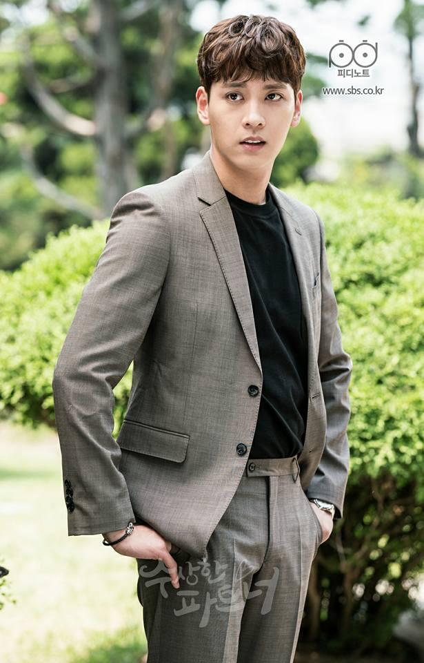 Mỹ nam Choi Tae Joon: Người vượt mặt Lee Jong Suk lẫn Lee Min Ho để được nắm tay Park Shin Hye-7