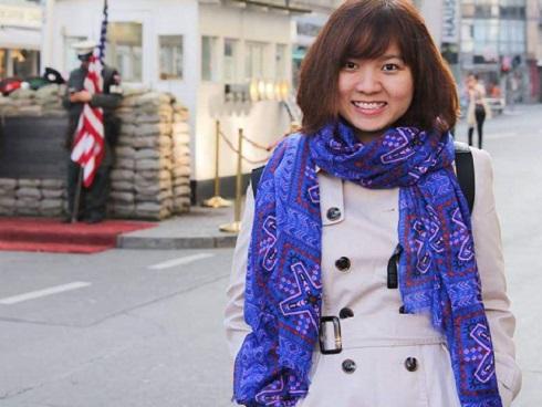 Thông tin mới nhất vụ nam sinh bóp cổ cô giáo tại lớp-2