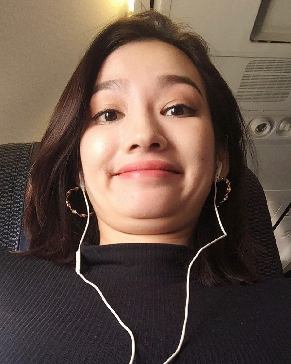 Phát cuồng với trào lưu cằm nọng, điển trai như Isaac cũng bất chấp xấu xí miễn sao hợp thời-4