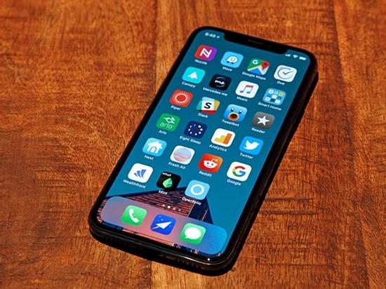 Apple sẽ từ bỏ thiết kế notch cho iPhone X vào năm sau