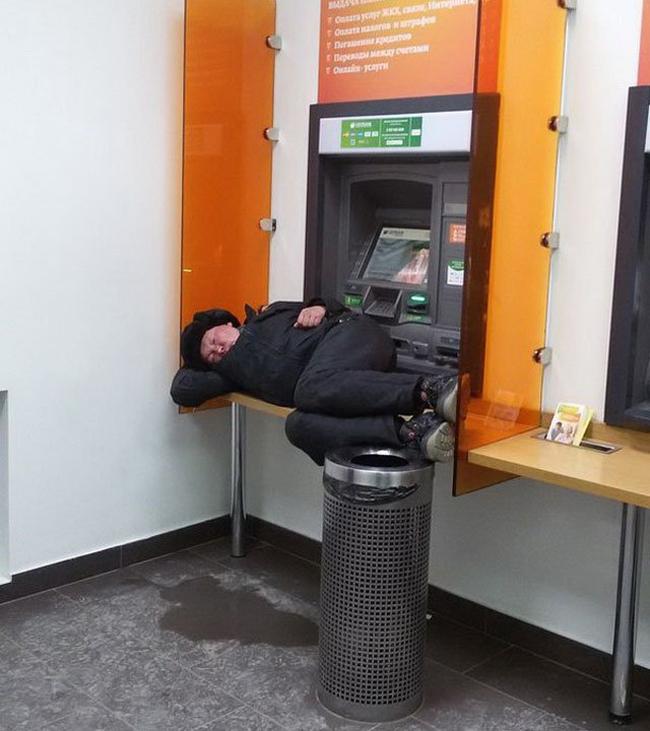 Bắt gặp hình ảnh hài hước khó đỡ ở khắp mọi nơi-5