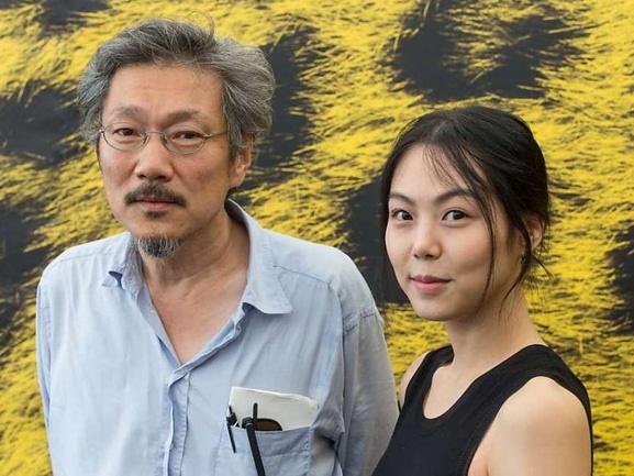 Sao Hàn 10/3: Mỹ nhân 36 tuổi Son Ye Jin tiết lộ vẫn độc thân, không ai theo đuổi-9