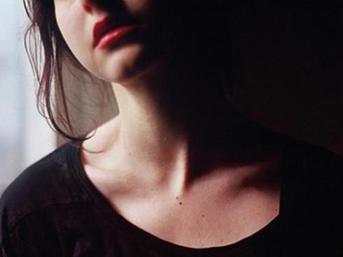 Thực ra phụ nữ không sợ lấy chồng nghèo, chỉ sợ 'rước' nhầm chồng hèn mà thôi