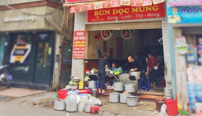 Ghé quán bún chửi Ngô Sĩ Liên thử ăn một bữa no không tiếng... chửi-2