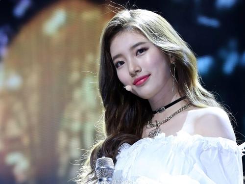 Suzy: Biểu tượng sắc đẹp và nghị lực hay người đẹp não rỗng gặp may mắn?-12